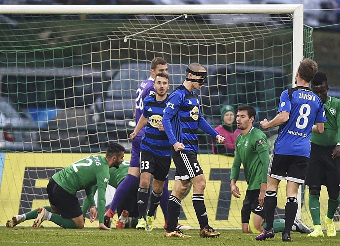 Bartek dvěma góly zajistil Bohemians postup do čtvrtfinále poháru