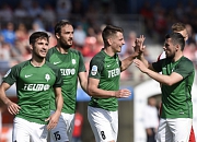 Slavia, nebo Jablonec? Kdo zvedne nad hlavu trofej pro vítěze MOL Cupu? 
