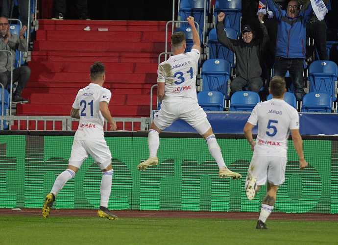 Do semifinále postupují Bohemians a Ostrava