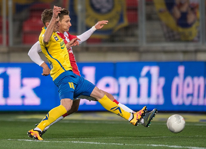 O finále poháru budou hrát Slavia se Zlínem a Boleslav s Opavou